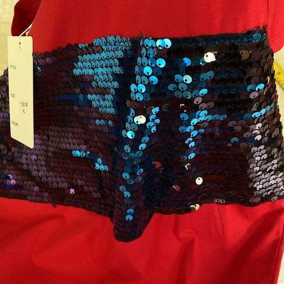 NWT LA DIOSA Fashion Red T-Shirt Top w/ Blue Sequins Embellishment Size XL - Picture 13 of 14